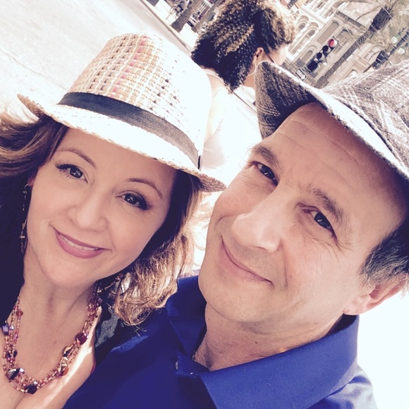 Meet your Posher, Thaya - Picture 2 of 6